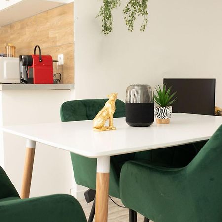 Jungle Appartement Lumineux Plein Centre 滨海布洛涅 外观 照片